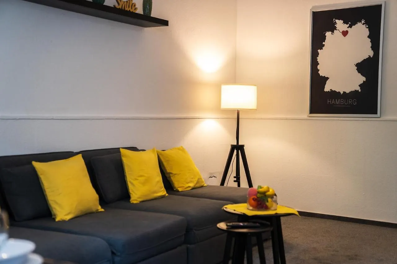 Spacious 3 Bedroom Apartment Hamburg